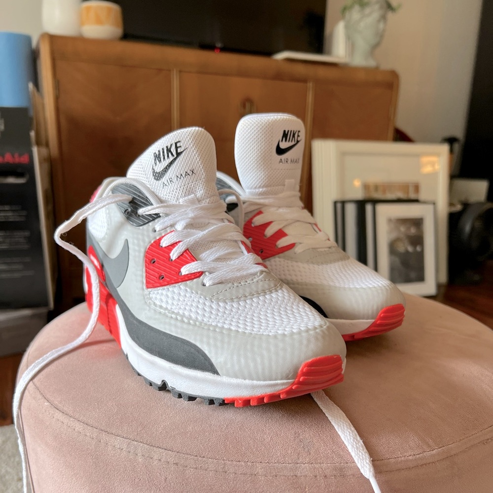Nike Air Max 90 Infared Sneaker